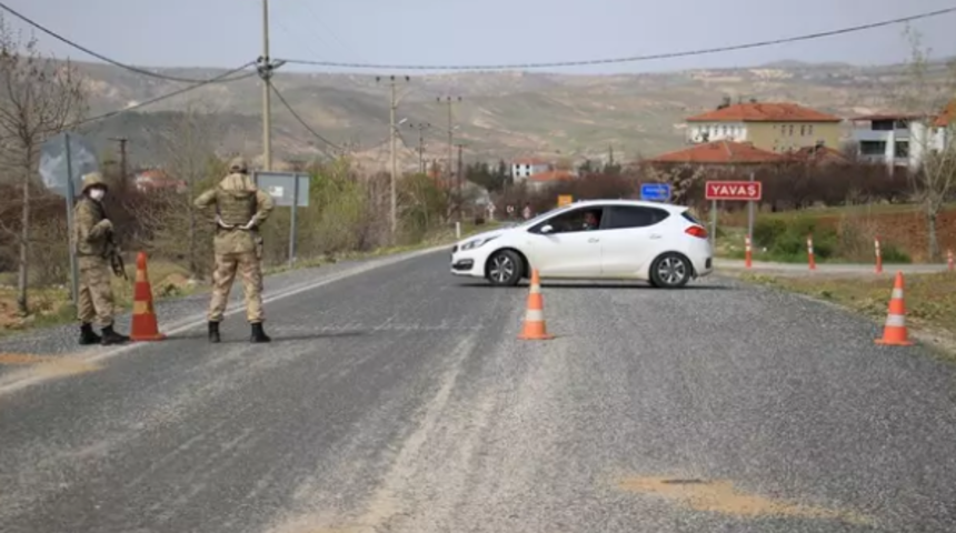 Elazığ'da Baskil ilçesine giriş çıkış yasaklandı