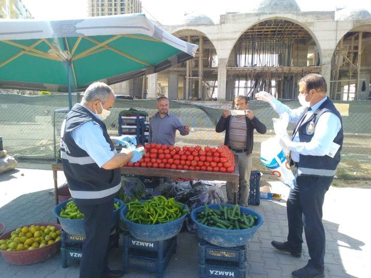 Kızıltepe’de pazar yerlerine el dezenfektanı aparatı konuldu G2