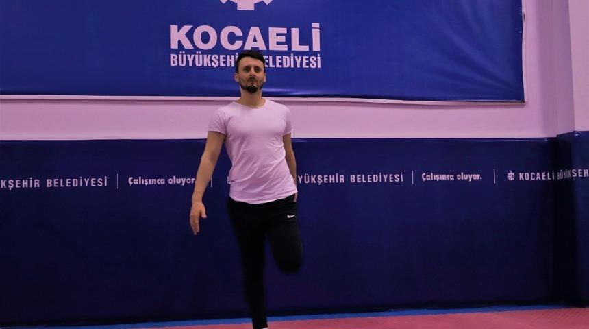 Kılavuz Gen&ccedil;lik gen&ccedil;lerin evine konuk oluyor