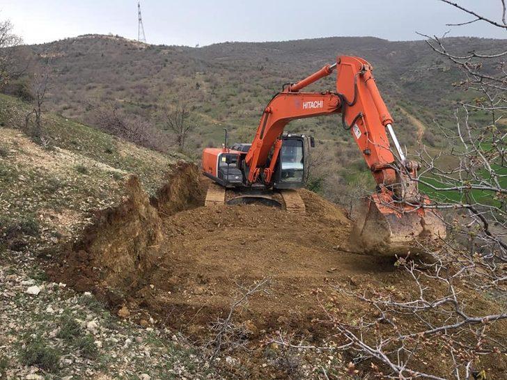 Gercüş’te arazi yolu yapımına başlandı G1