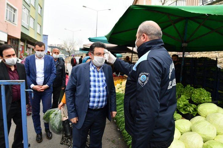 Başkan Genç’ten pazar esnafına Korona virüs denetimi G1