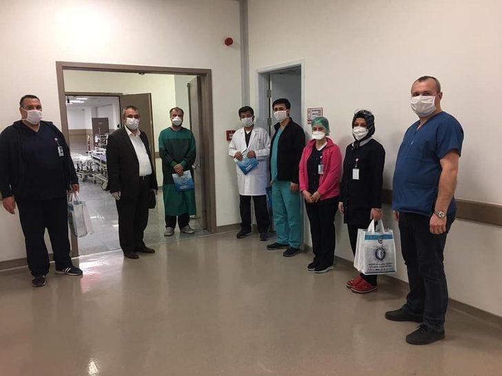 Memur-Sen’den sağlık ve PTT çalışanlarına koruyucu maske desteği G3