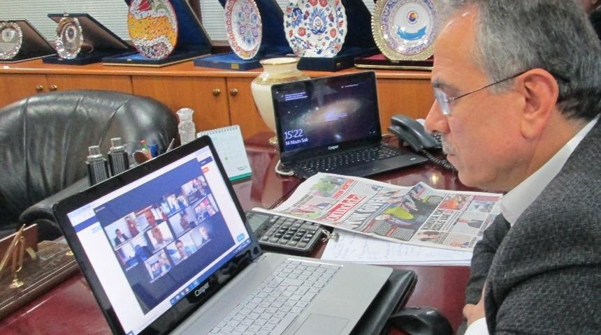 Tarım ve Orman Bakanı Pakdemirli, Ticaret Borsası başkanları ile telekonferans yöntemiyle buluştu