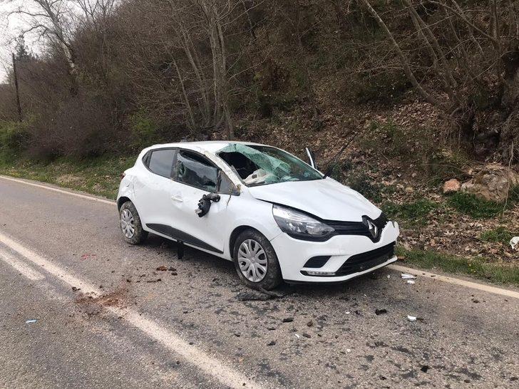 Sındırgı’da trafik kazası 3 yaralı G2