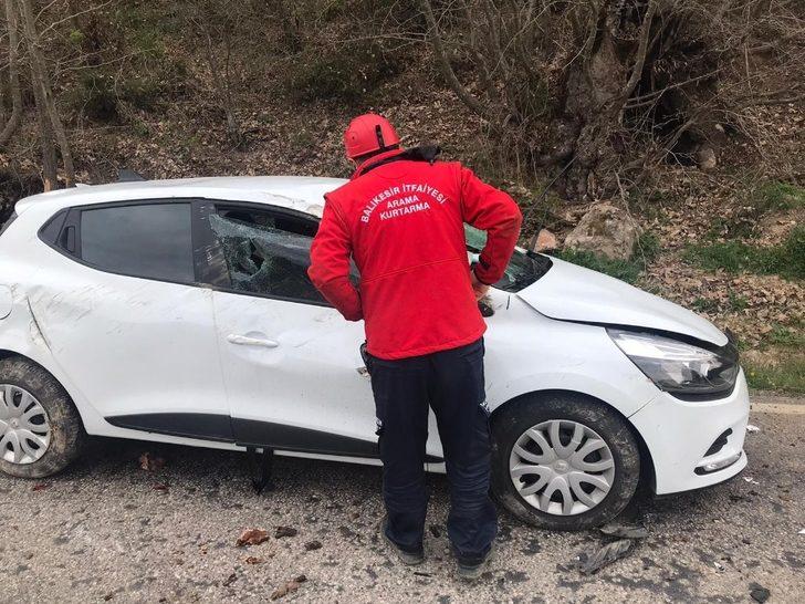 Sındırgı’da trafik kazası 3 yaralı G3
