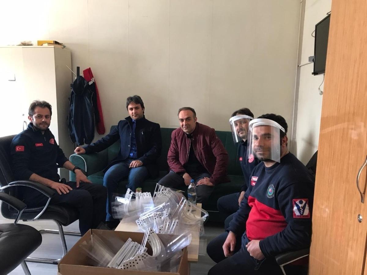 Malatya&rsquo;da sağlık &ccedil;alışanlarına siperlik destek