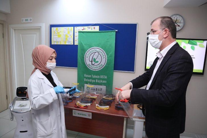 Gaziosmanpaşa Belediyesi yüz koruyucu siperlik maske üretimine başladı G4