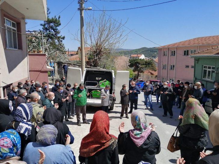 Ak Parti Çan İlçe Kadın Kolları Başkanı Birsen Dirlik’in acı günü G1