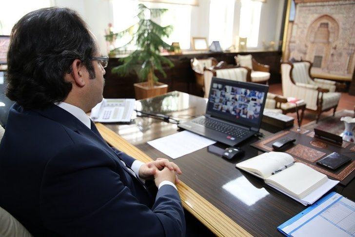 Sivas’ta köy yolları 8 bin 759 kez ulaşıma açıldı G3