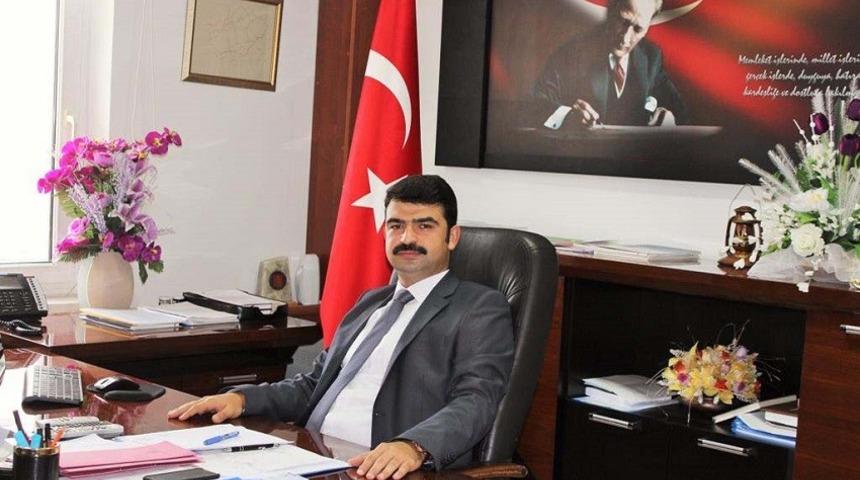 Kaymakam Coşkun bir maaşını milli dayanışma kampanyasına bağışladı