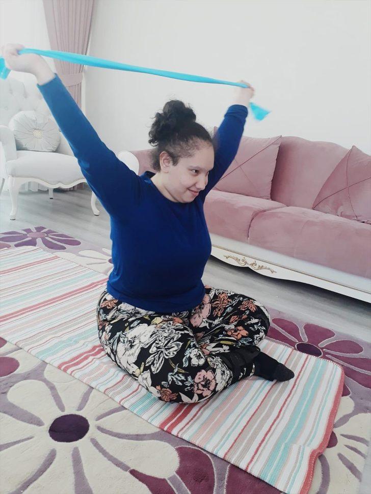 Özel çocuklara uzaktan eğitimle moral oluyorlar G2