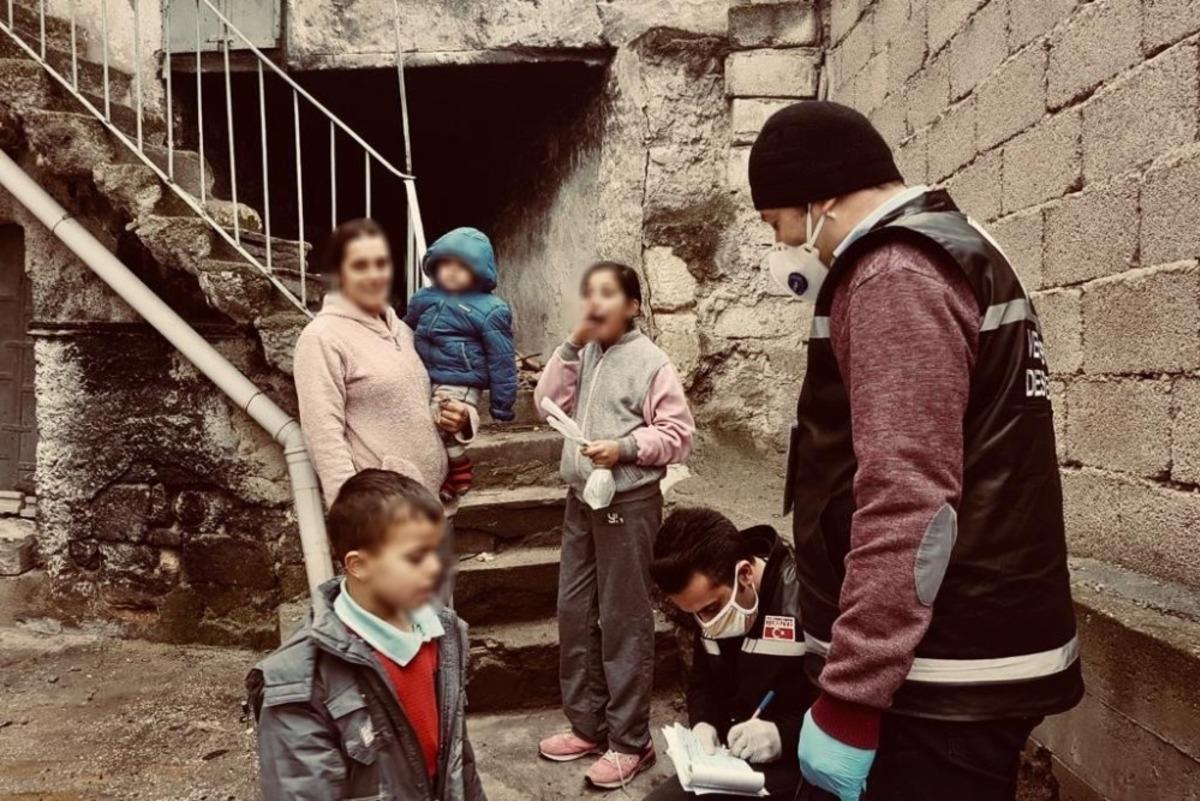 &Uuml;rg&uuml;p Belediyesi&rsquo;nin vefalı ekibi yardımdan yardıma koşuyor