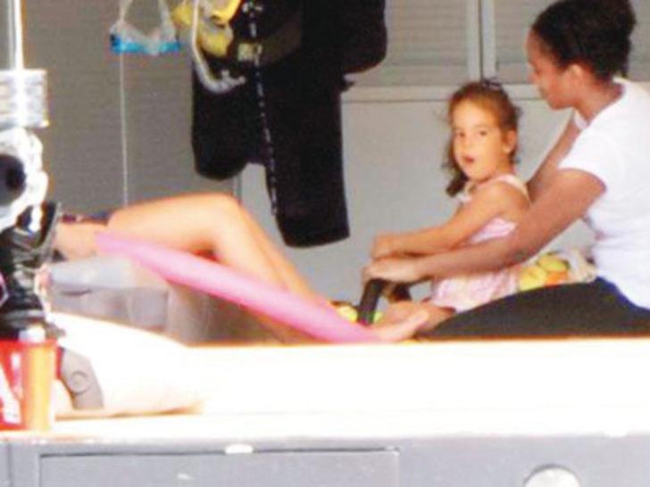 Reza Zarrab'ın flyboard şovu G4