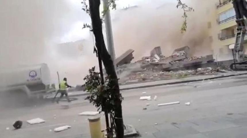 Ankara'da tehlikeli yıkım! Mahallede b&uuml;y&uuml;k panik