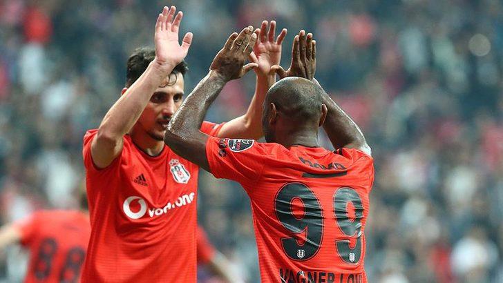 Beşiktaş'ta Vagner Love'dan ayrılık sinyali G5