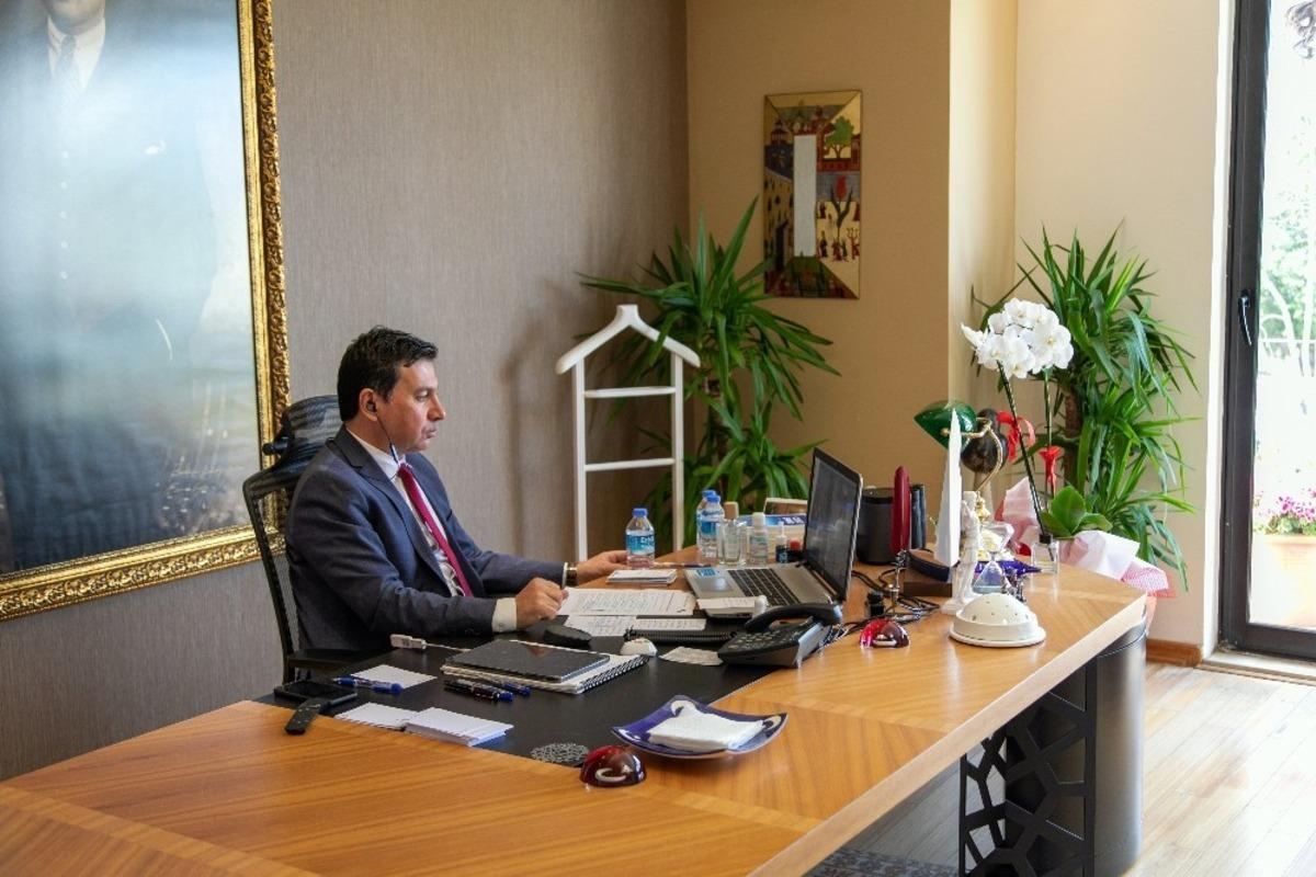 Başkan Aras&rsquo;tan Yunan belediye başkanlarına anlamlı mesaj