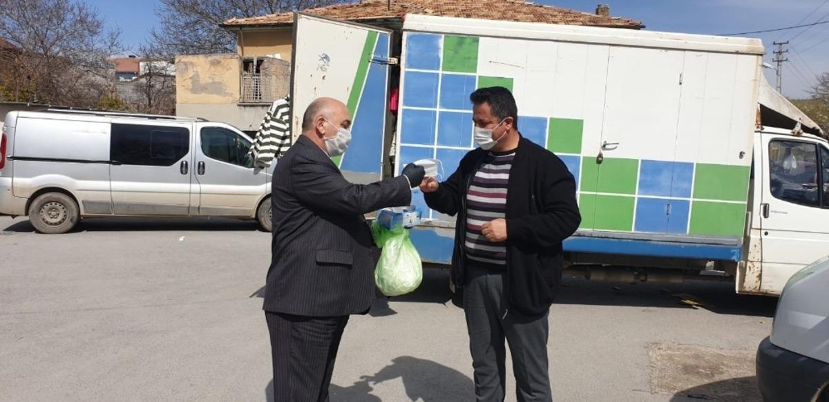 B&uuml;nyan&rsquo;da &uuml;cretsiz maske dağıtımı aralıksız devam ediyor