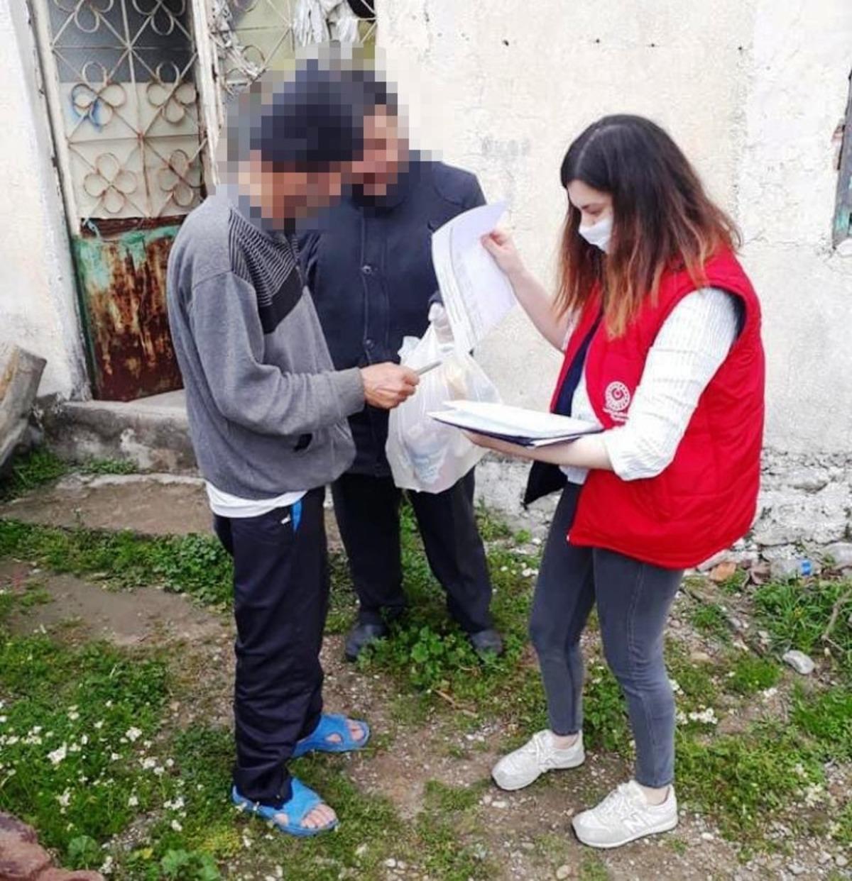 S&ouml;ke&rsquo;de ihtiya&ccedil; sahiplerine yardım kolileri dağıtıldı