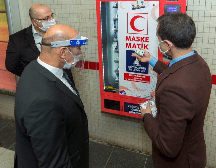 İzmir’in metro istasyonlarında maskematik dönemi G4