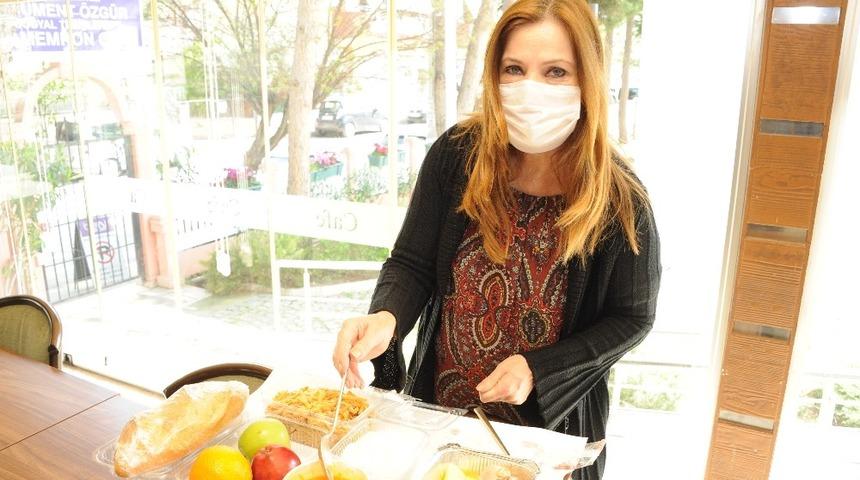 Bal&ccedil;ova&rsquo;da dayanışma men&uuml;s&uuml;