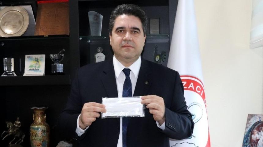 Eczacılar Odası Başkanı Yalbuzdağ: “Ücretsiz verilecek maskelerin ilk partisi Adana’ya geldi”