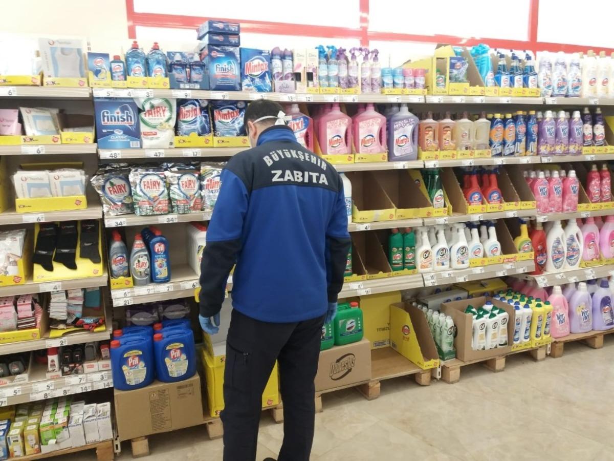 Kocaeli&rsquo;de hafta sonu &ouml;ncesi denetimlere devam ediliyor