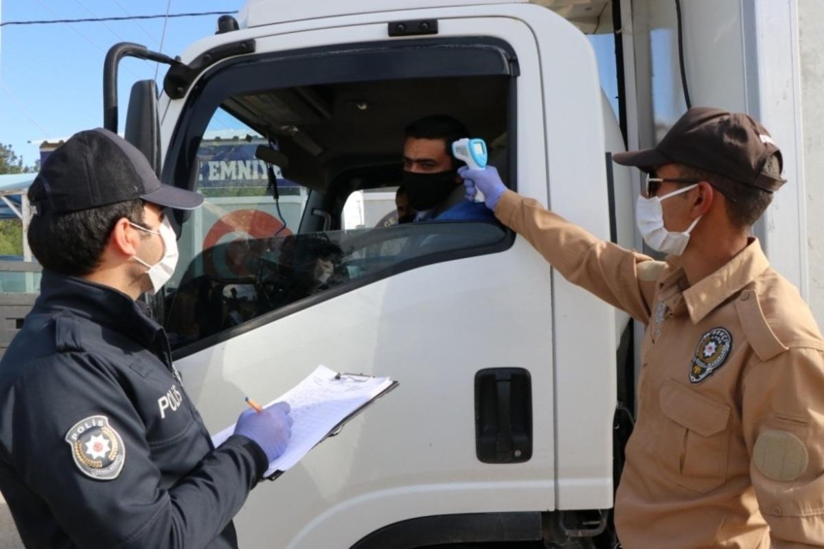 Ak&ccedil;akale ve Harran&rsquo;da salgına karşı m&uuml;cadele