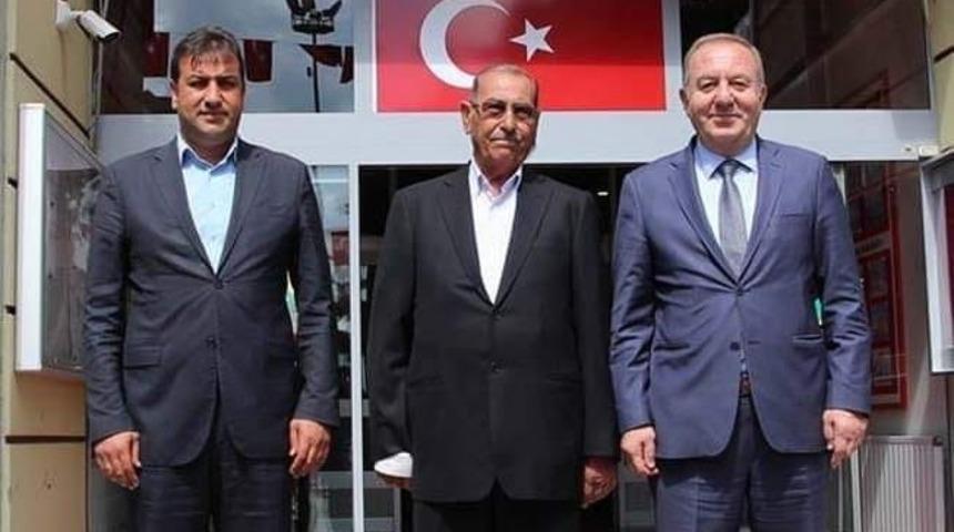 Hayırsever işadamından bin koli gıda yardımı