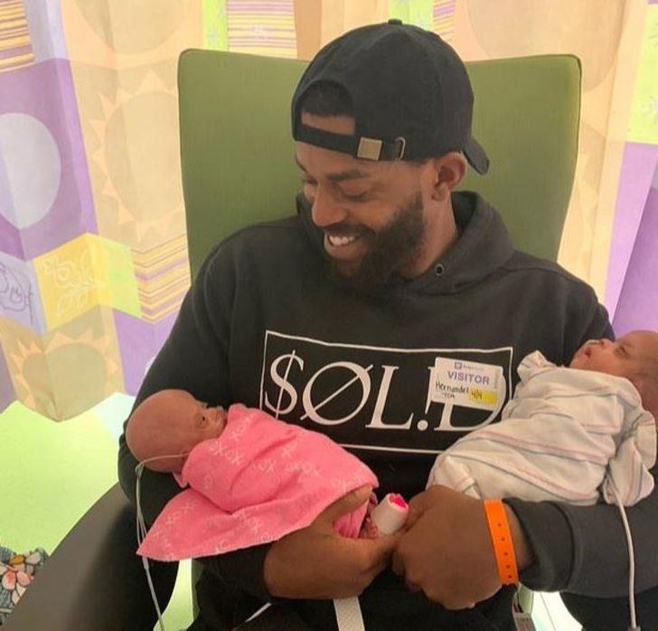 Dünyanın en prematüre ikizleri doğdu! G4