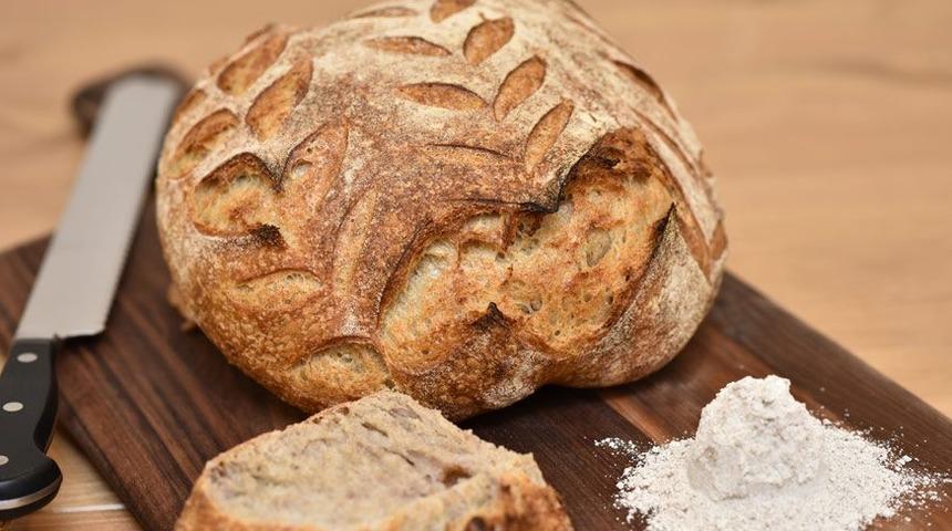 En sağlıklısı bu tarif! Evde köy ekmeği nasıl yapılır?