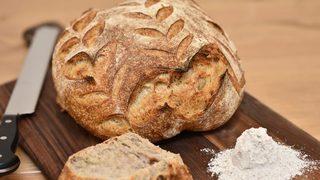 En sağlıklısı bu tarif! Evde köy ekmeği nasıl yapılır?