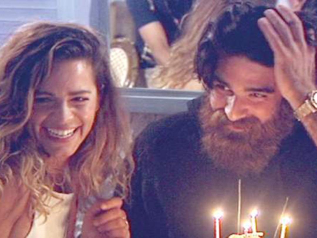 Eliz Saku&ccedil;oğlu'na Murat Boz s&uuml;rprizi