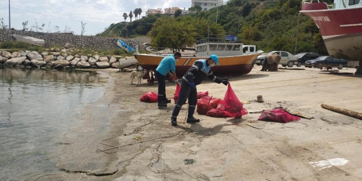 Yumurtalık ve Karataş&rsquo;ta sahil ve liman temizliği