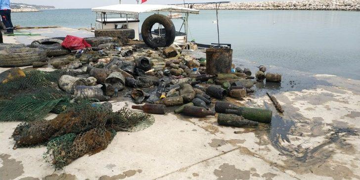 Yumurtalık ve Karataş’ta sahil ve liman temizliği G2