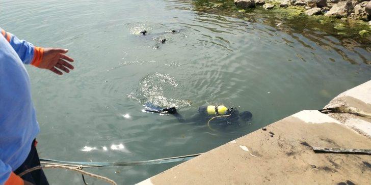 Yumurtalık ve Karataş’ta sahil ve liman temizliği G3