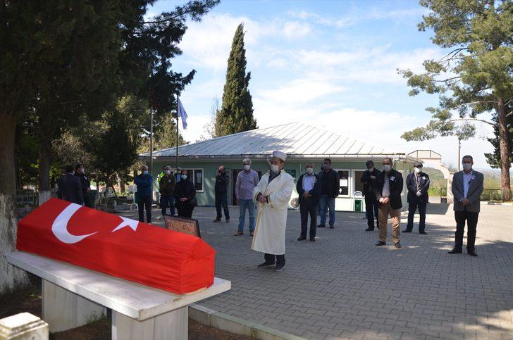 Eski Tekirdağ Milletvekili Nihan İlgün'ün cenazesi toprağa verildi G1