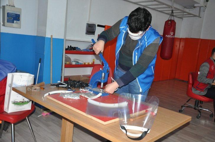 19 Mayıs Gençlik Merkezi de maske seferberliğine katıldı G2