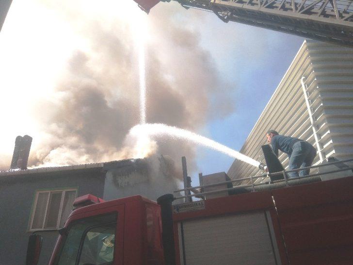 Hisarcık’ta ahşap ev yangını korkuttu G1