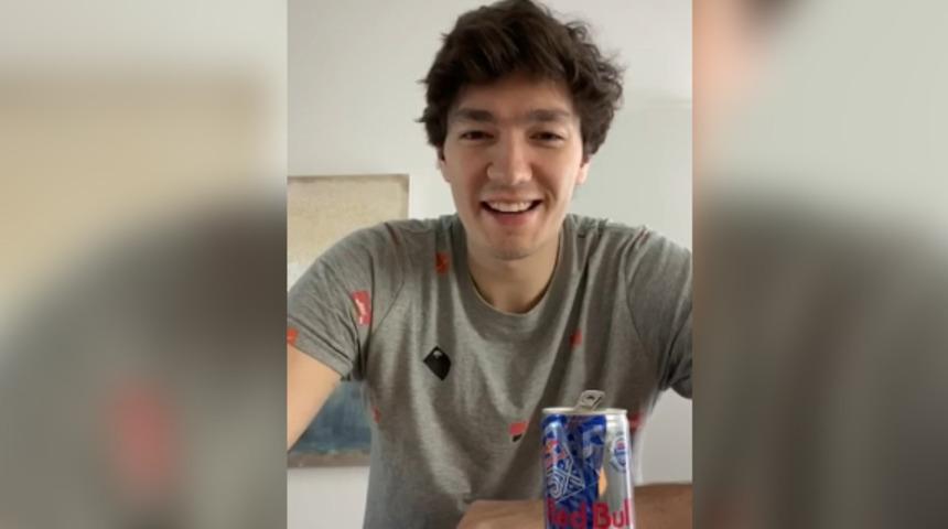 Cedi Osman hünerlerini bu sefer bilgisayarda gösterdi