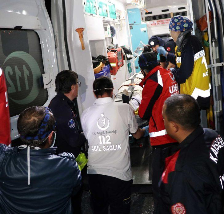 Kayalıkların arasına düşen gencin arkadaşları korkup kaçtı! 24 saat sonra kurtarıldı G5