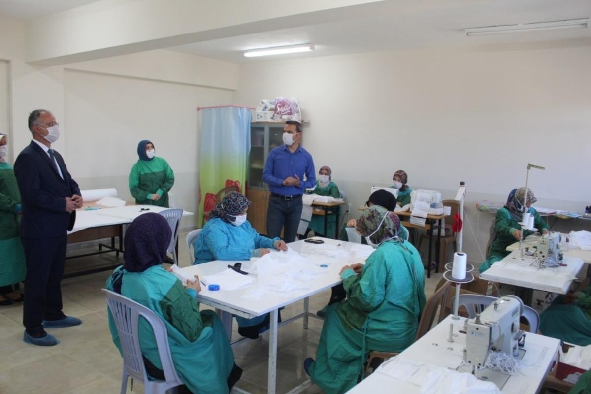 Hedefleri 10 bin maske &uuml;retmek