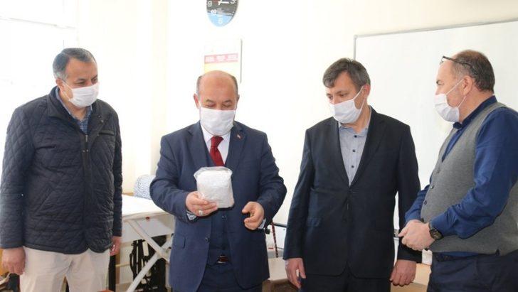 Müdür Başyiğit, maske üretim çalışmalarını inceledi G2
