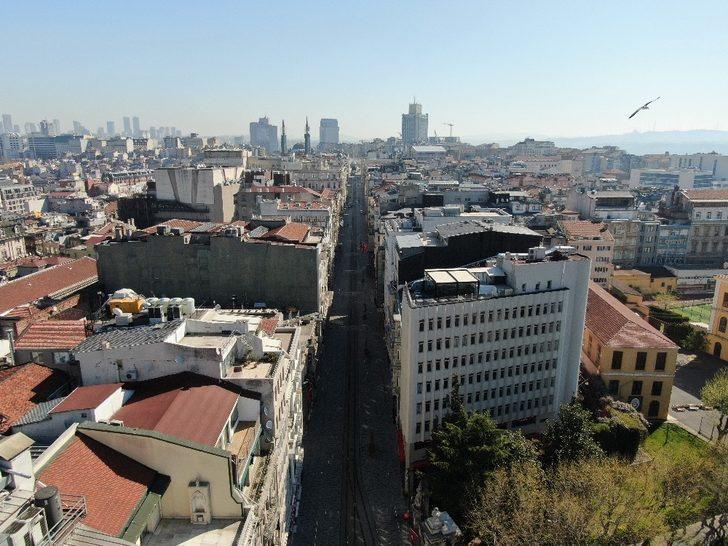 Tarihi Taksim Meydanı ve İstiklal Caddesi’nde sessizlik hakim G5
