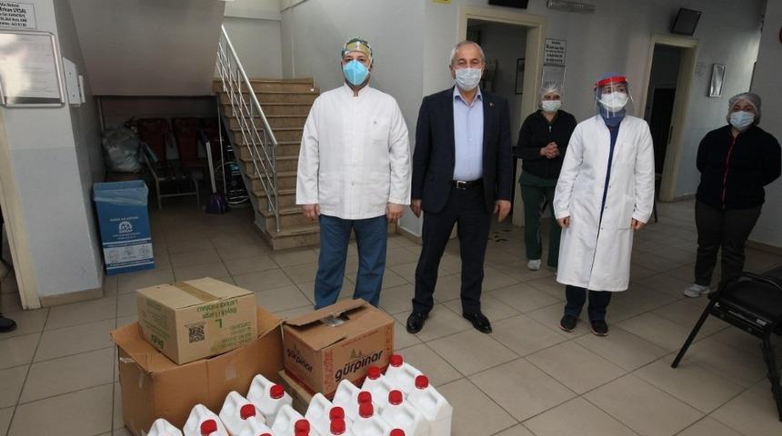 Başkan B&uuml;y&uuml;kg&ouml;z&rsquo;den sağlık &ccedil;alışanlarına koruyucu ekipman desteği