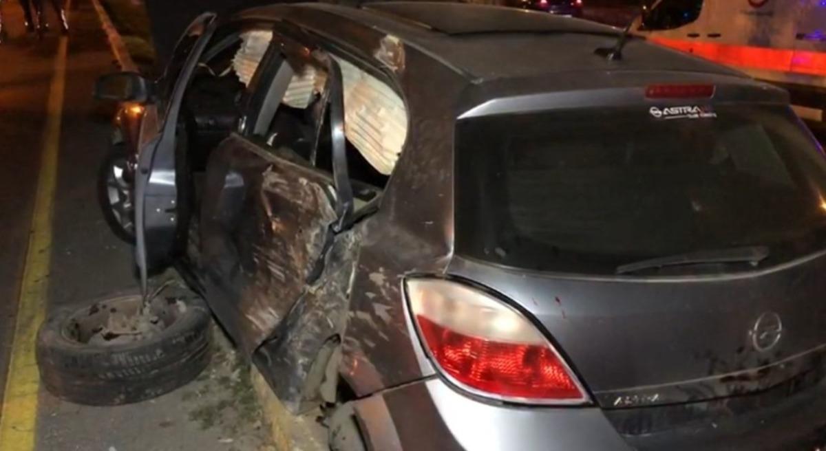 Otomobil ref&uuml;je &ccedil;ıktı: 2 yaralı