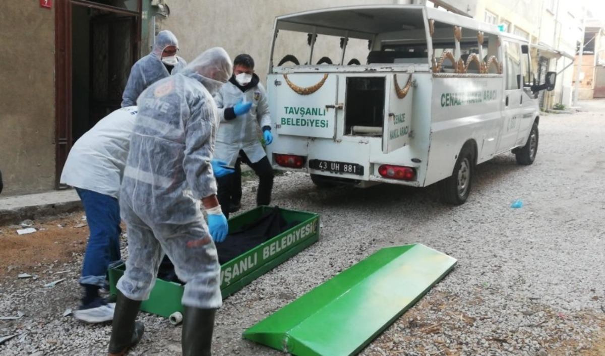 İ&ccedil;ki masasındaki tartışma kanlı bitti: 1 &ouml;l&uuml;, 2 yaralı
