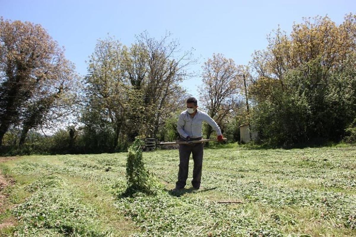 Muğla&rsquo;da &ccedil;ift&ccedil;iler &uuml;retim i&ccedil;in &ccedil;alışıyor
