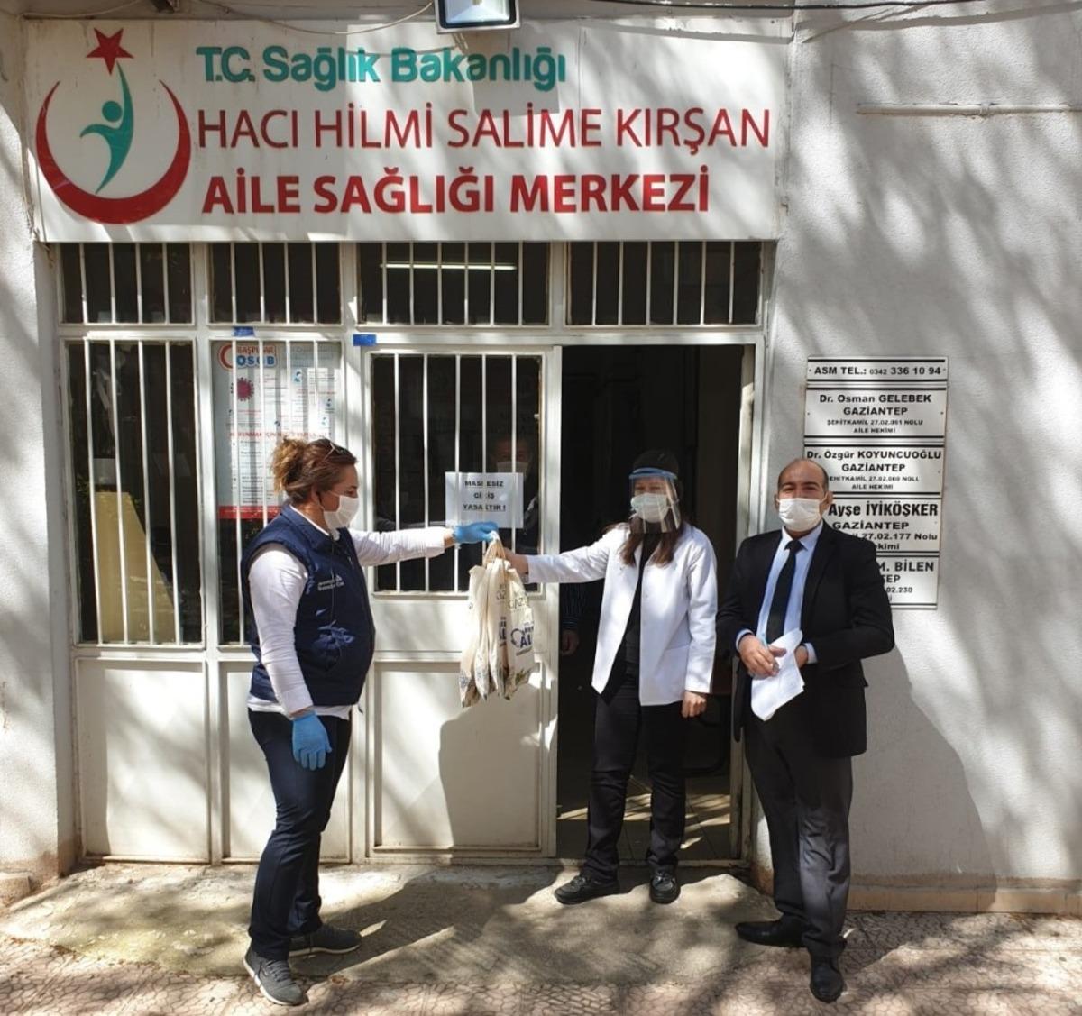 Gaziantep&rsquo;te aile hekimleri unutulmadı