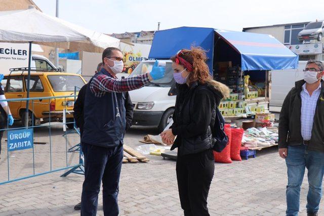 Ürgüp’te önce dezenfekte sonra pazar alışverişi