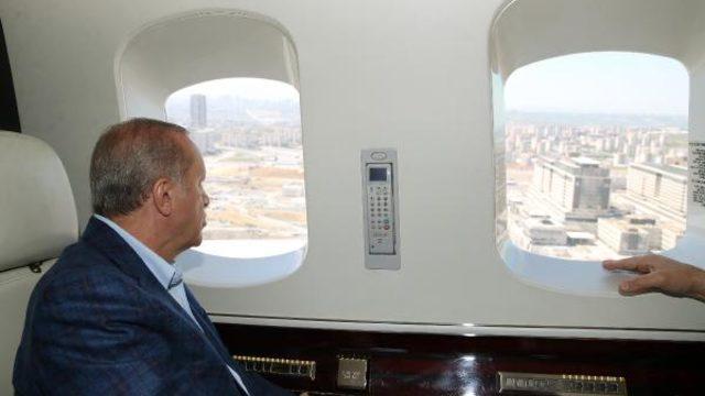 Son dakika: Cumhurbaşkanı Erdoğan hastane inşaatlarını havadan inceledi